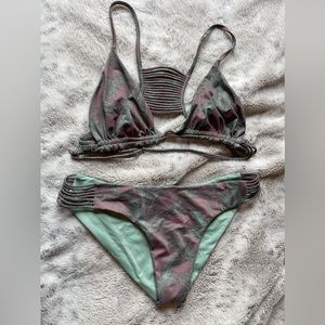 Billabong swimsuit (worn once)
